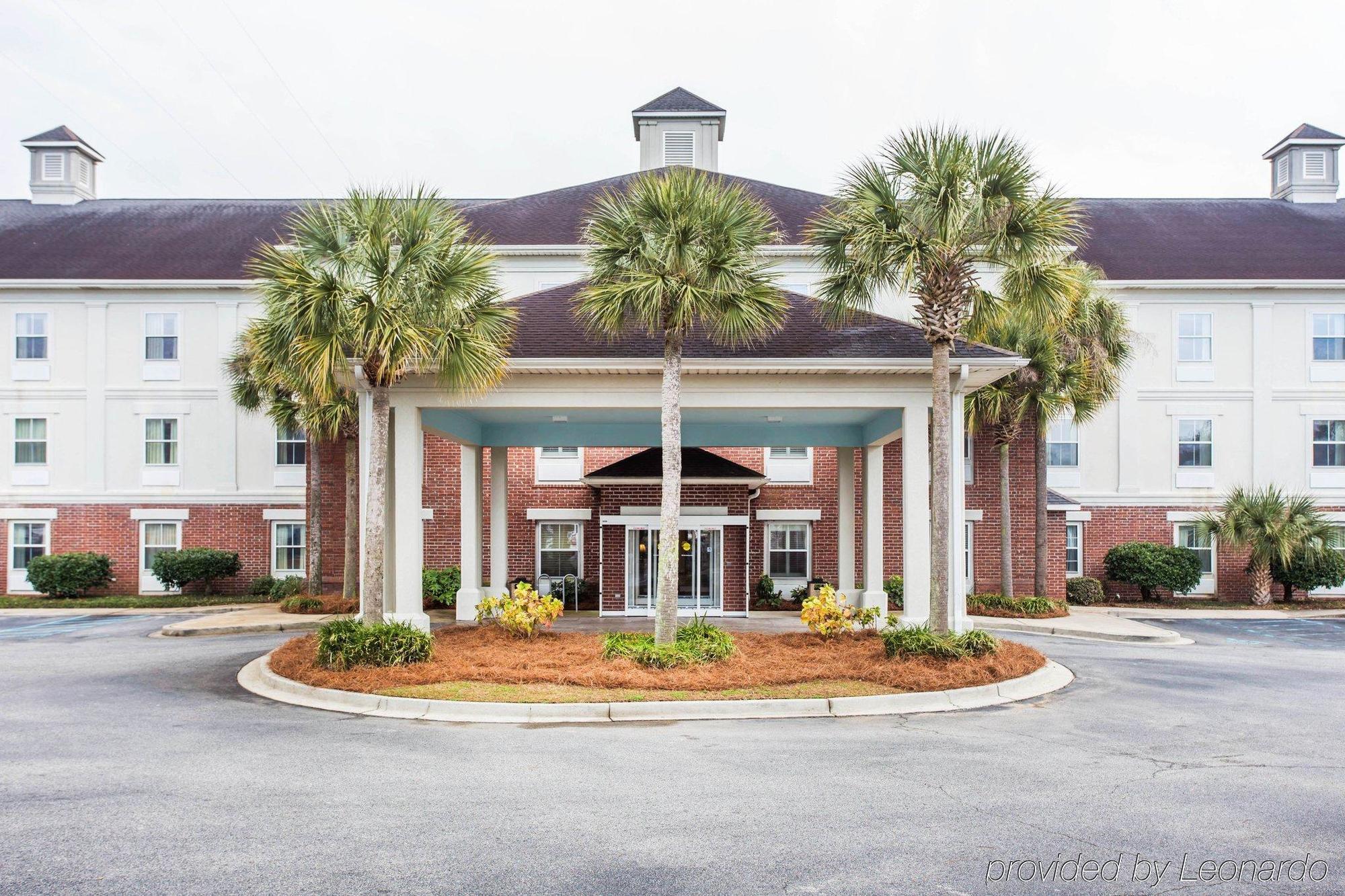Comfort Inn & Suites Patriots Point Mount Pleasant Exterior foto